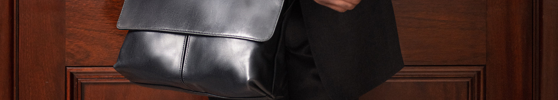 Black Friday Leather Messenger Bags - Exclusive Limited-Time Offers