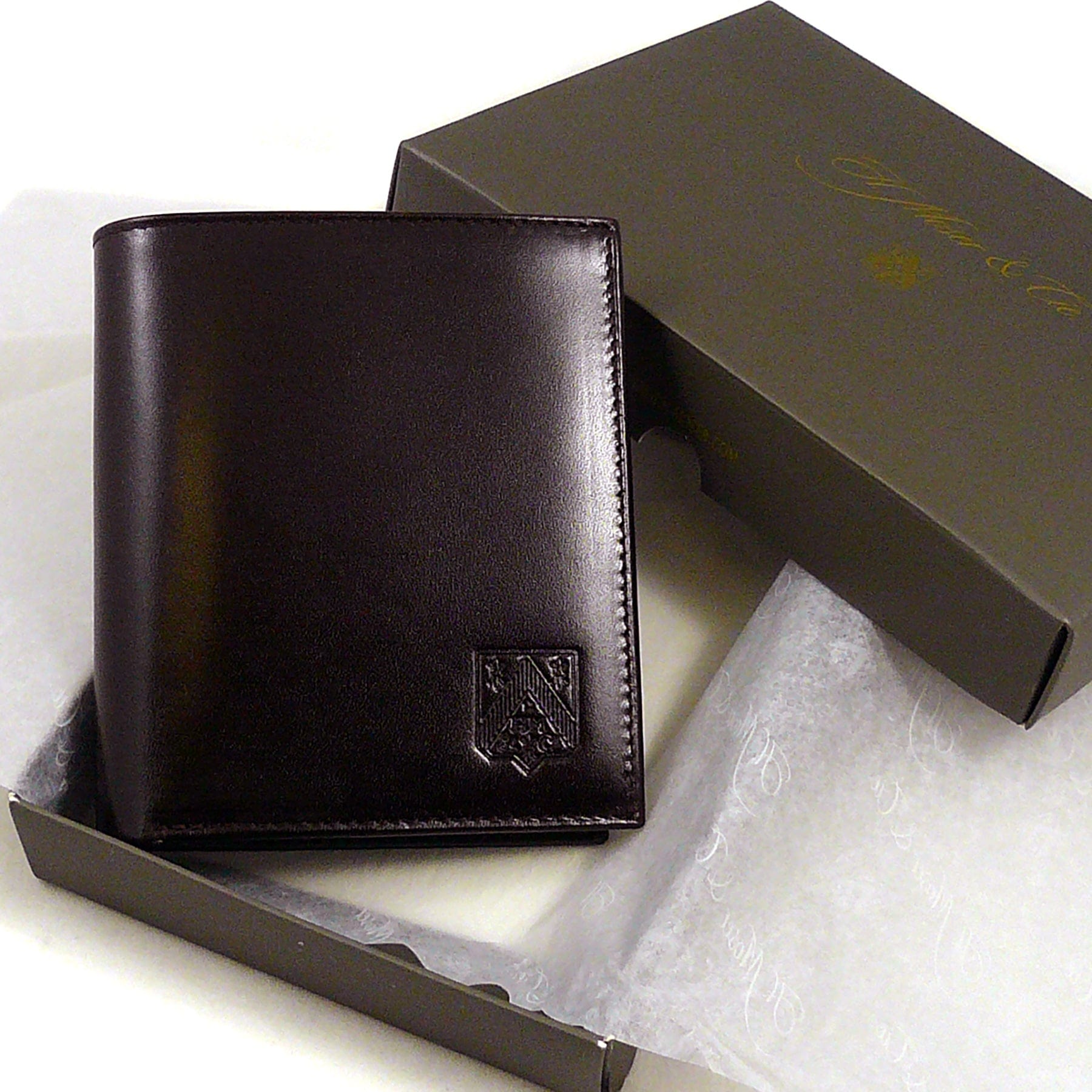 Corporate leather gifts and packaging