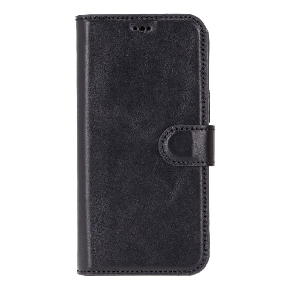 iPhone 15 Pro Max case in leather with RFID, black, front