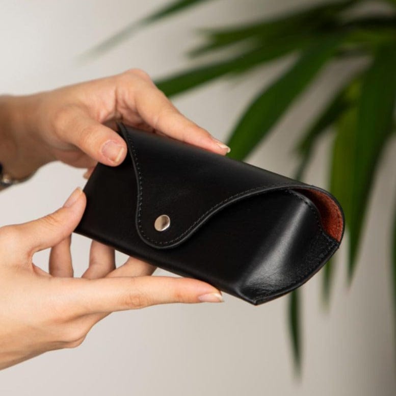 Leather glasses case, black, lifestyle