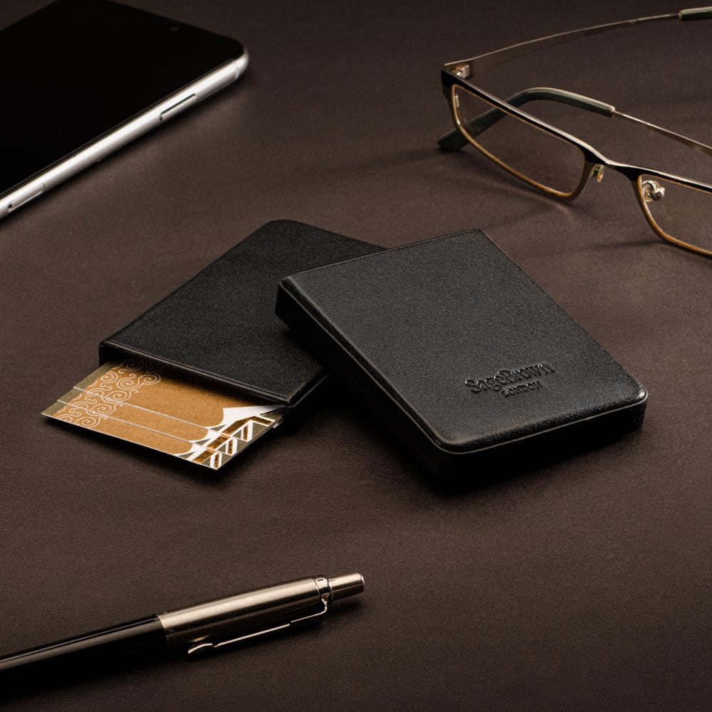 Pull apart business card holder, black, lifestyle
