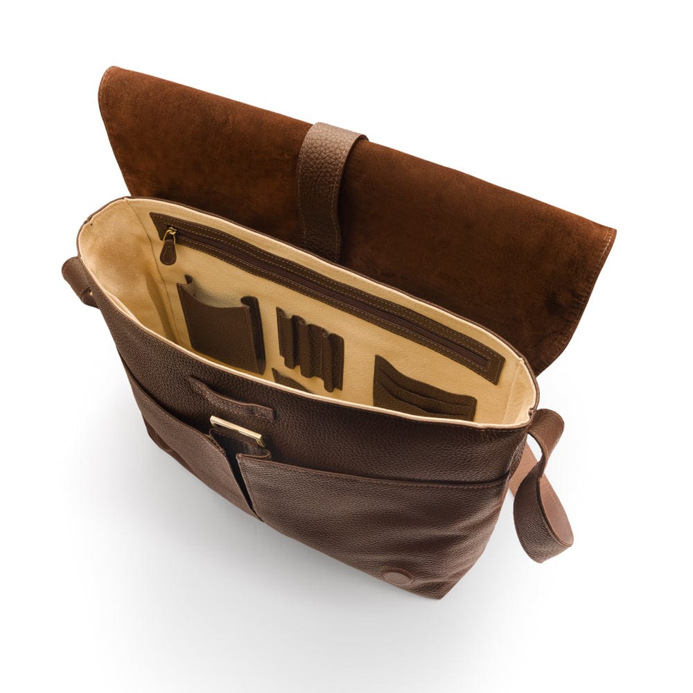 Men's large leather messenger bag, brown pebble grain, inside