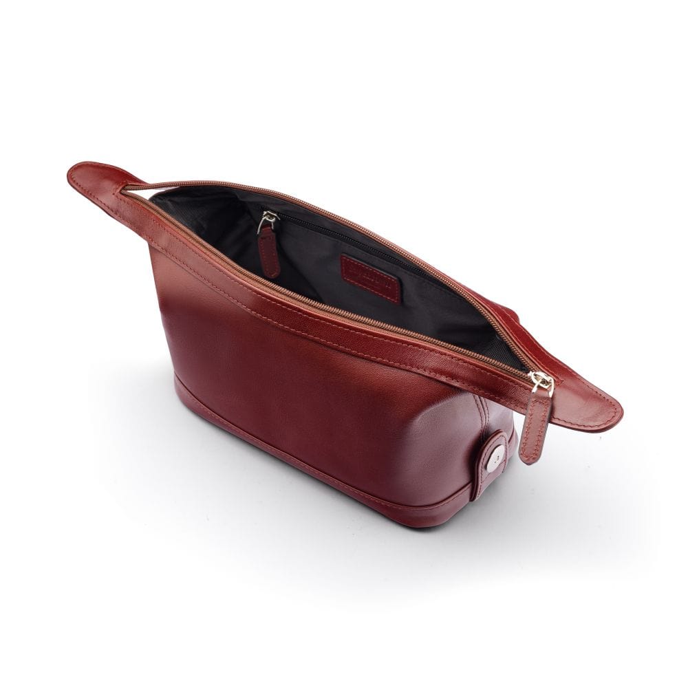 Leather wash bag, dark tan, inside