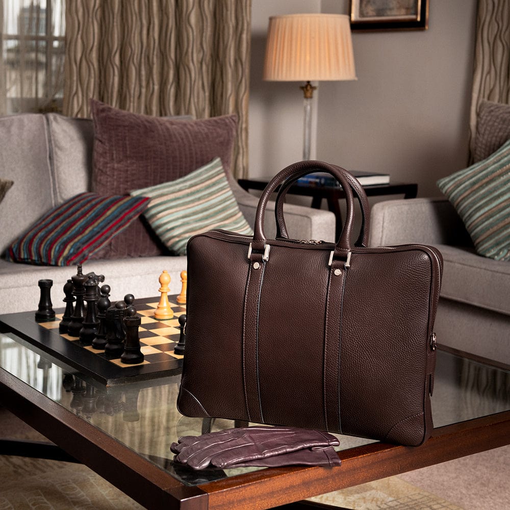 15" leather laptop bag, brown, lifestyle