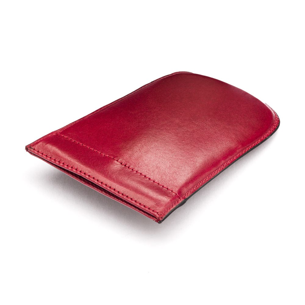 Leather key case with squeeze spring opening, burgundy, closed