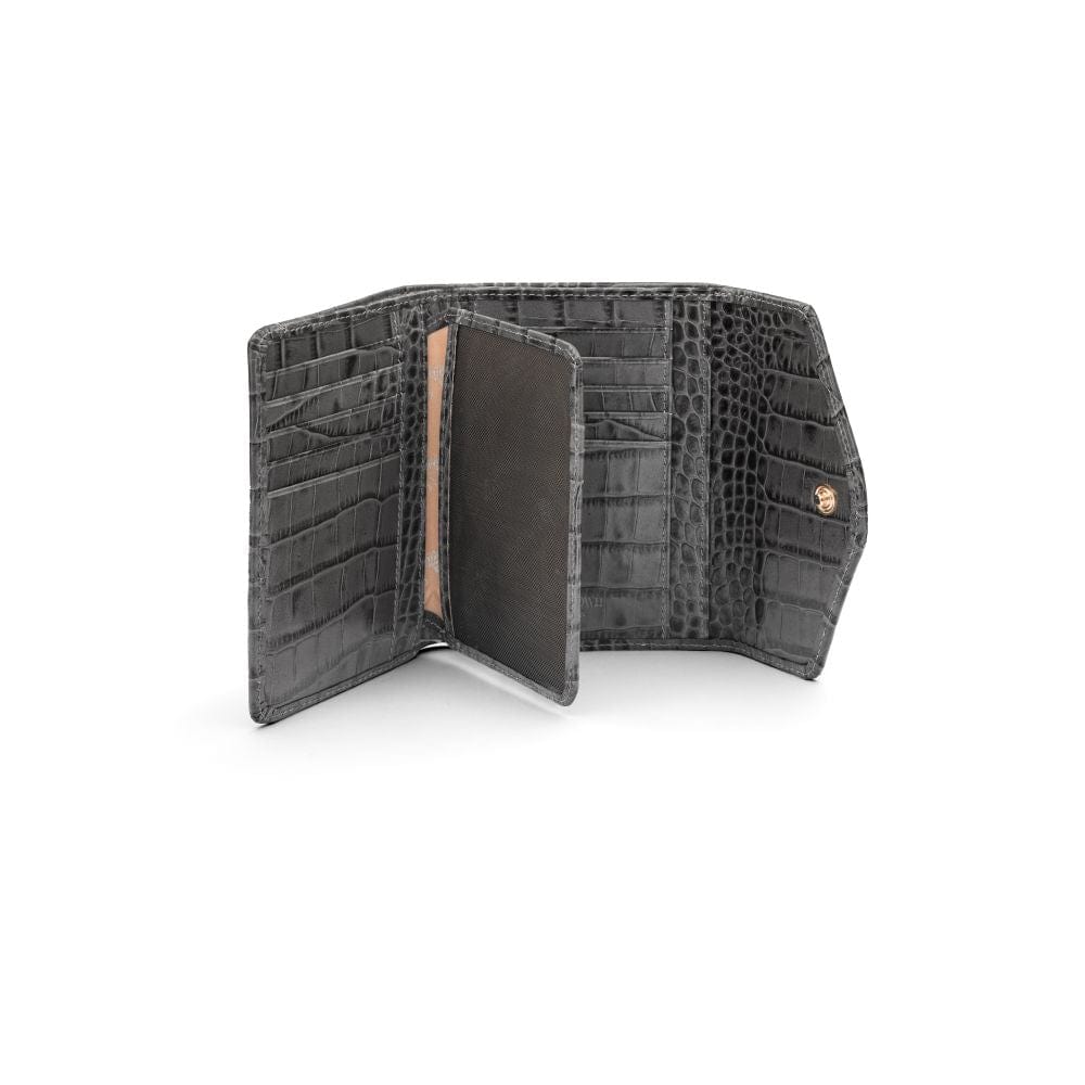 Large leather purse with 15 CC, grey croc, inside