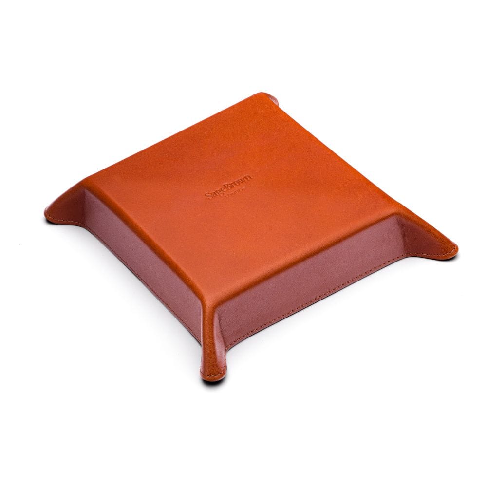 Leather valet tray, havana tan with red, base