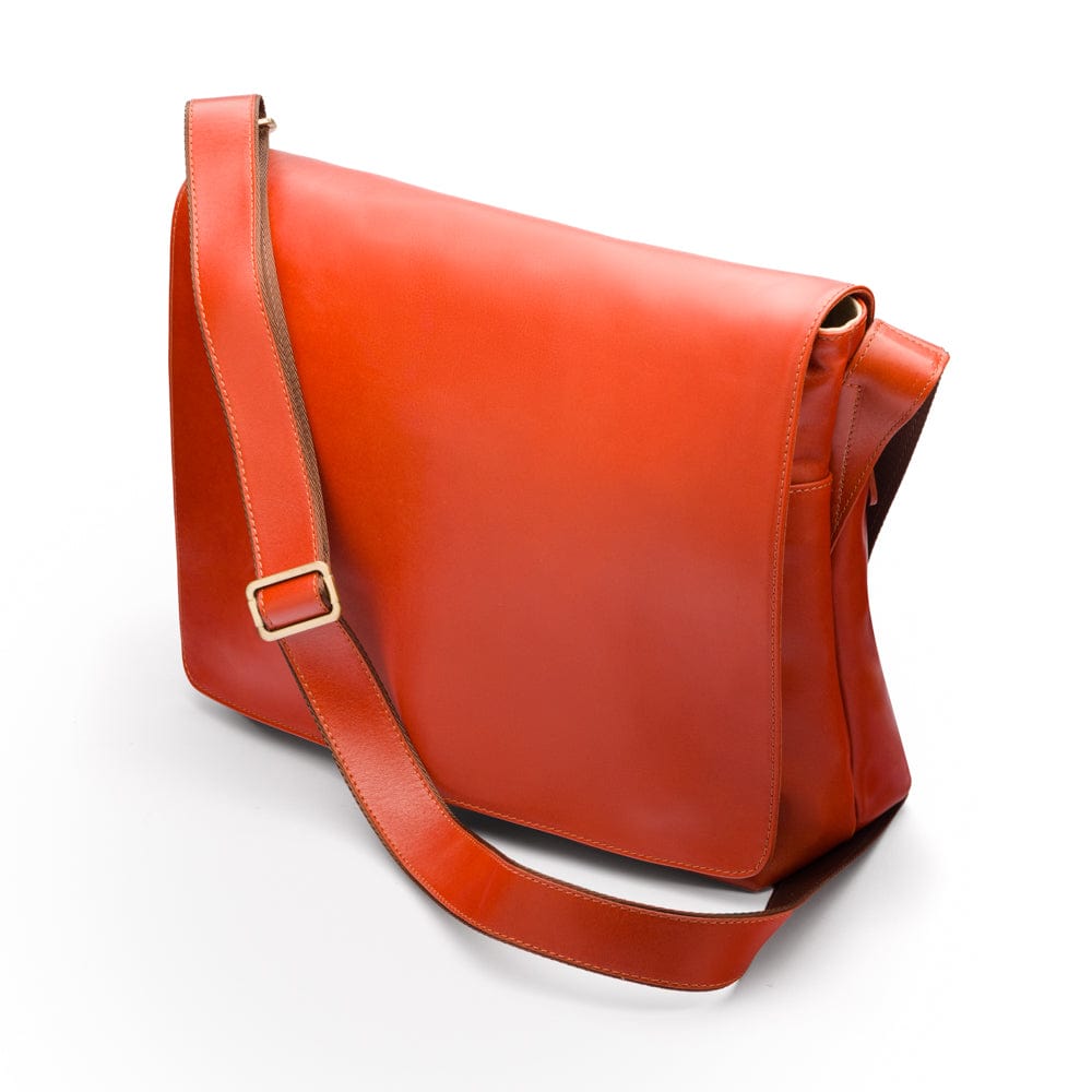 Men's large leather messenger bag, light tan, side
