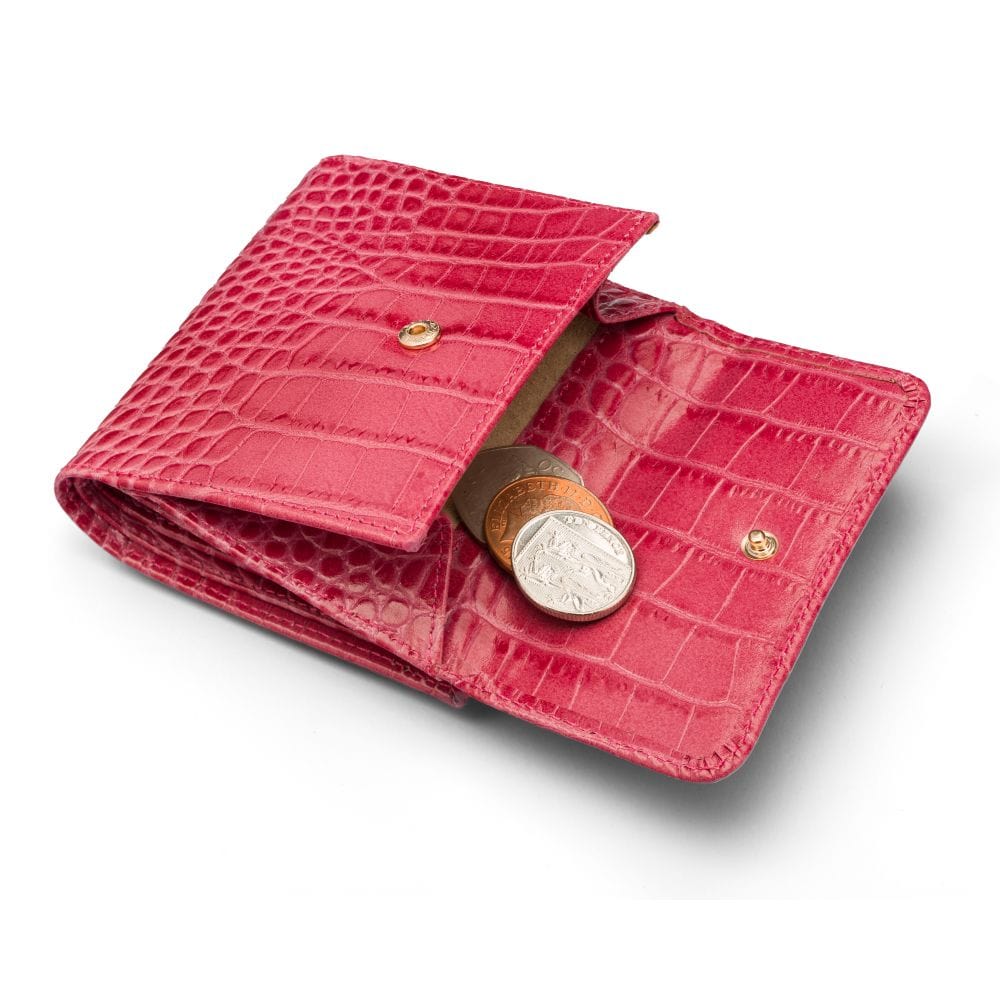 Leather purse with equestrain clasp, cersie pink croc, coin purse