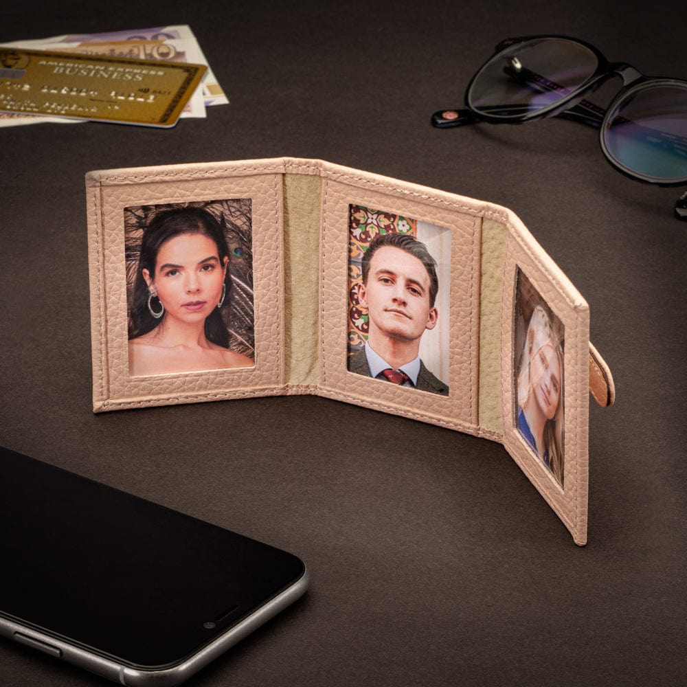 Mini leather trifold photo frame, pink, 60 x 40mm, lifestyle