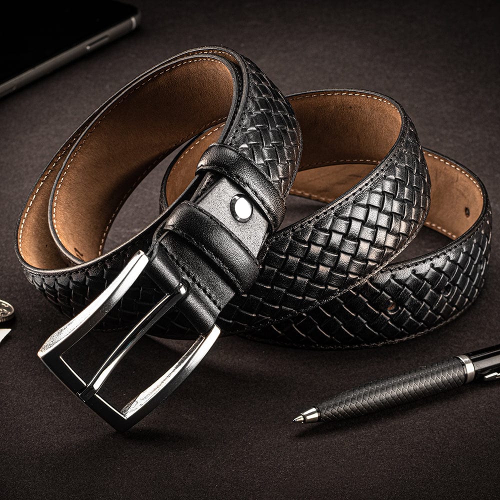 Woven leather belt for men, black, lifestyle