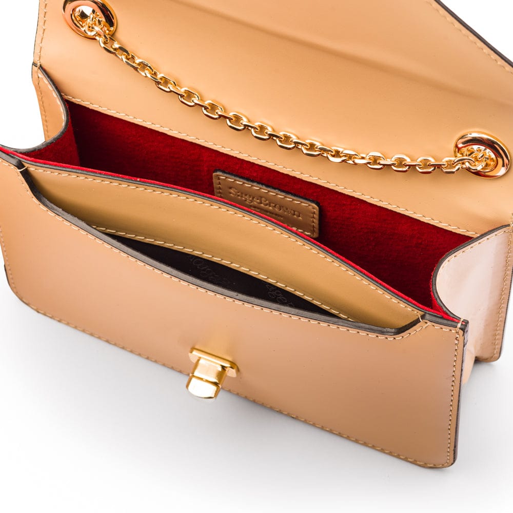 Small leather envelope chain bag, ivory, inside view
