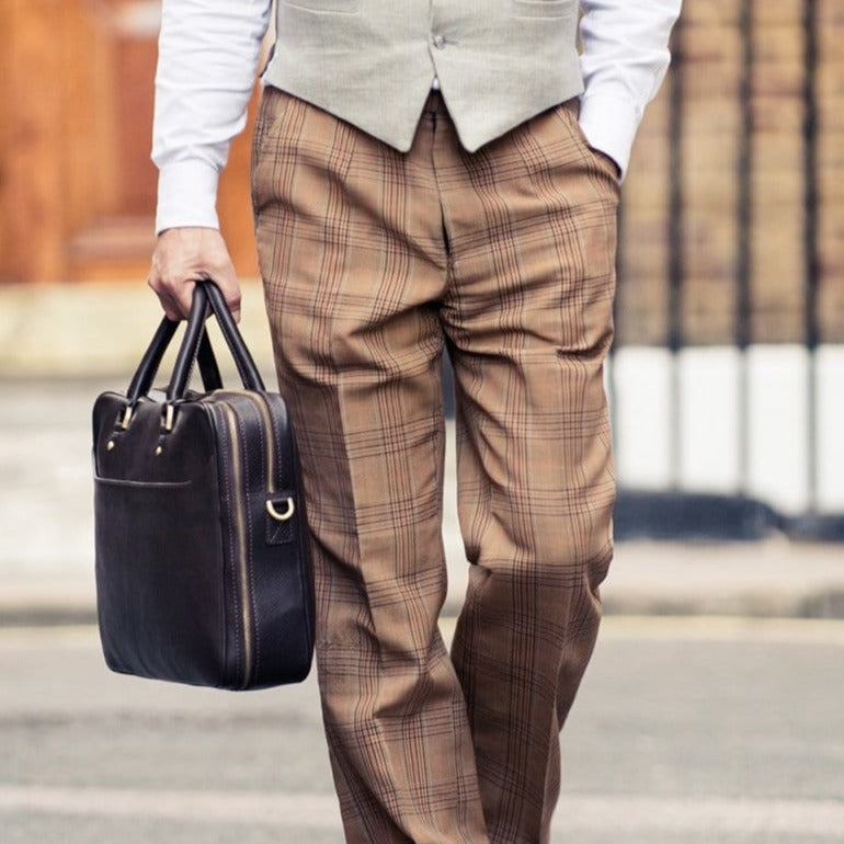 Leather 15" laptop briefcase, black, lifestyle