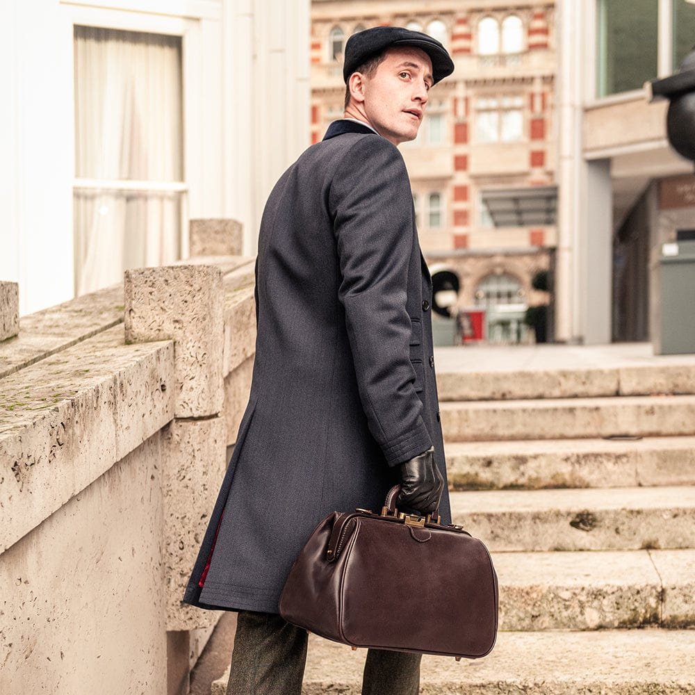 Small leather Gladstone doctor's bag, brown, lifestyle