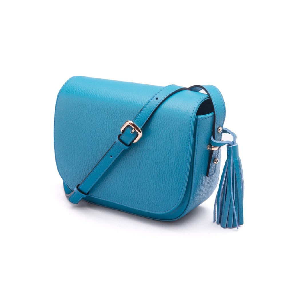 Leather saddle bag, cornflower blue, side view
