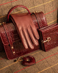 Cashmere lined leather gloves ladies, burgundy, lifestyle