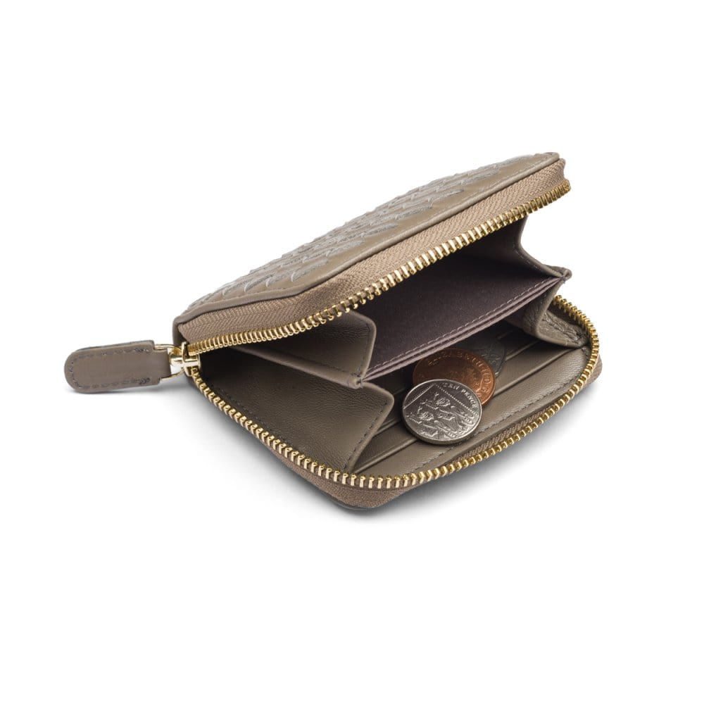 Small zip around woven leather accordion purse, taupe, inside