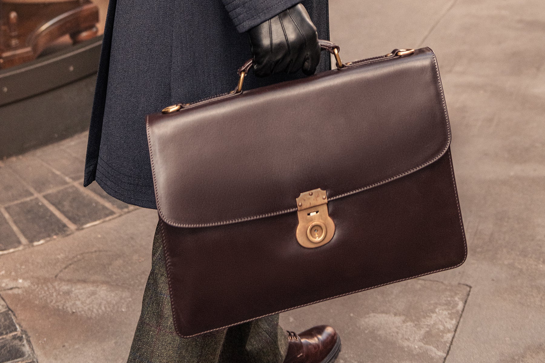 Bridle Hide Harvard Briefcase, brown