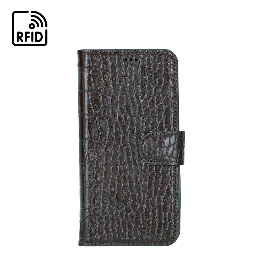 iPhone 15 Pro case in leather with RFID, black croc, front