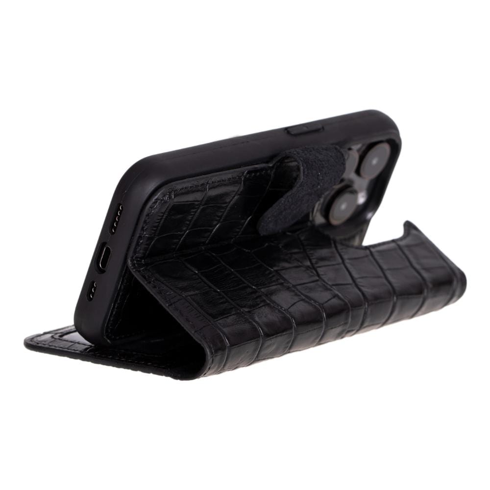 iPhone 15 Pro case in leather with RFID, black croc, foldable design