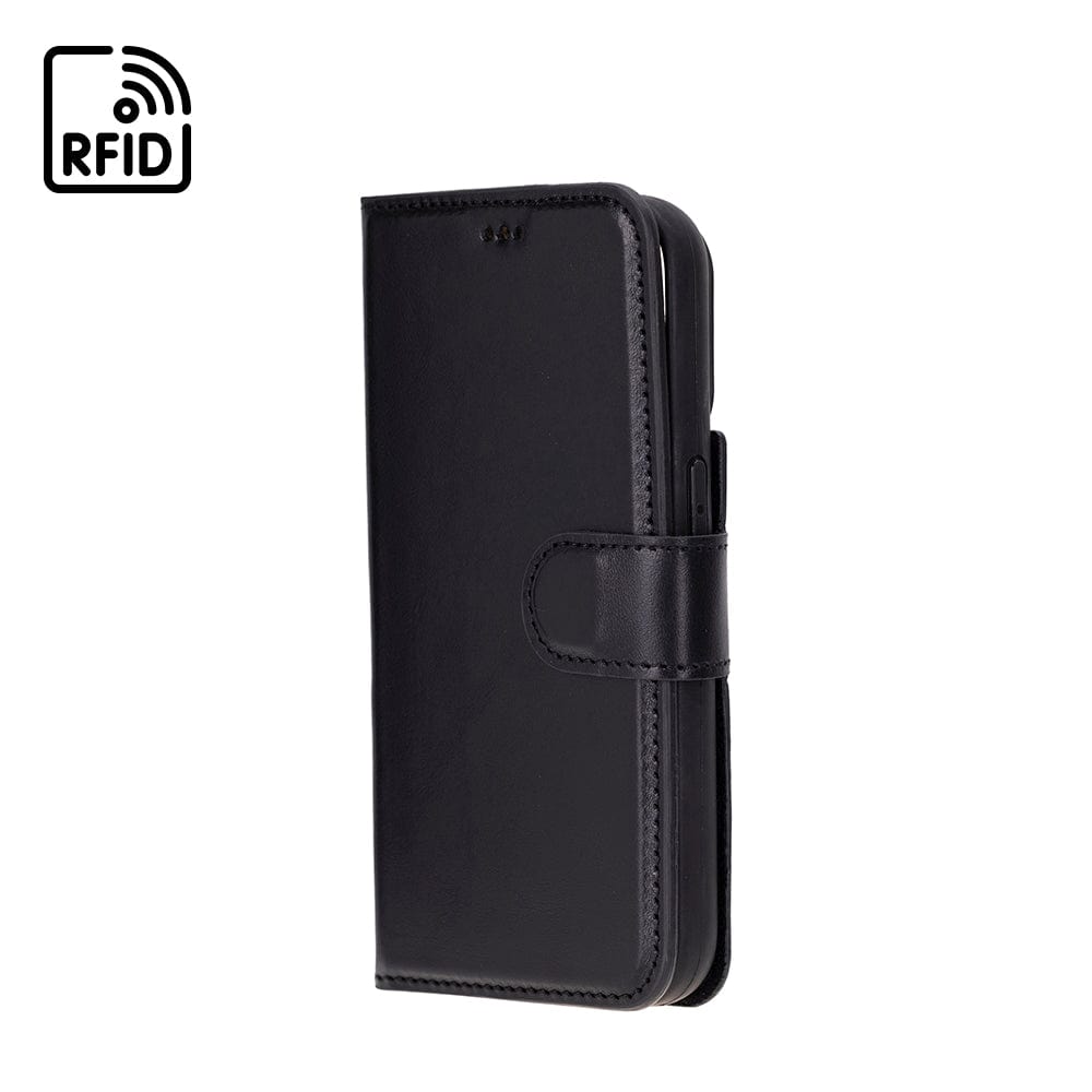 iPhone 15 Pro case in leather with RFID, black, side