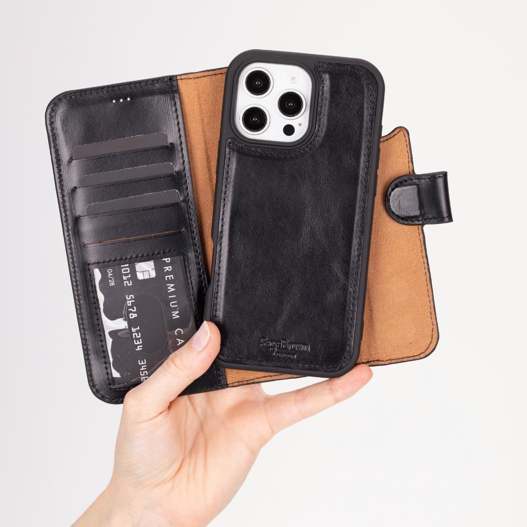 iPhone 16 Pro case in leather with RFID, black, lifestyle