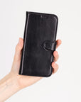 iPhone 16 Pro Max case in leather with RFID, black, lifestyle