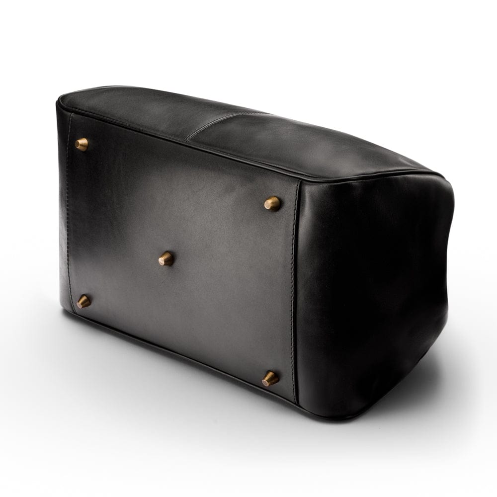 Small Gladstone Bag in Leather, black, base