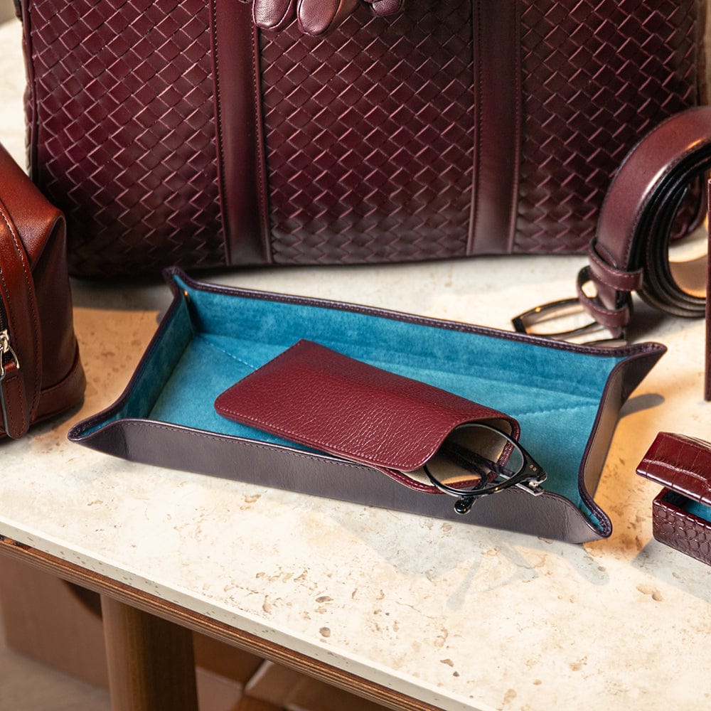 Leather tray black with cobalt