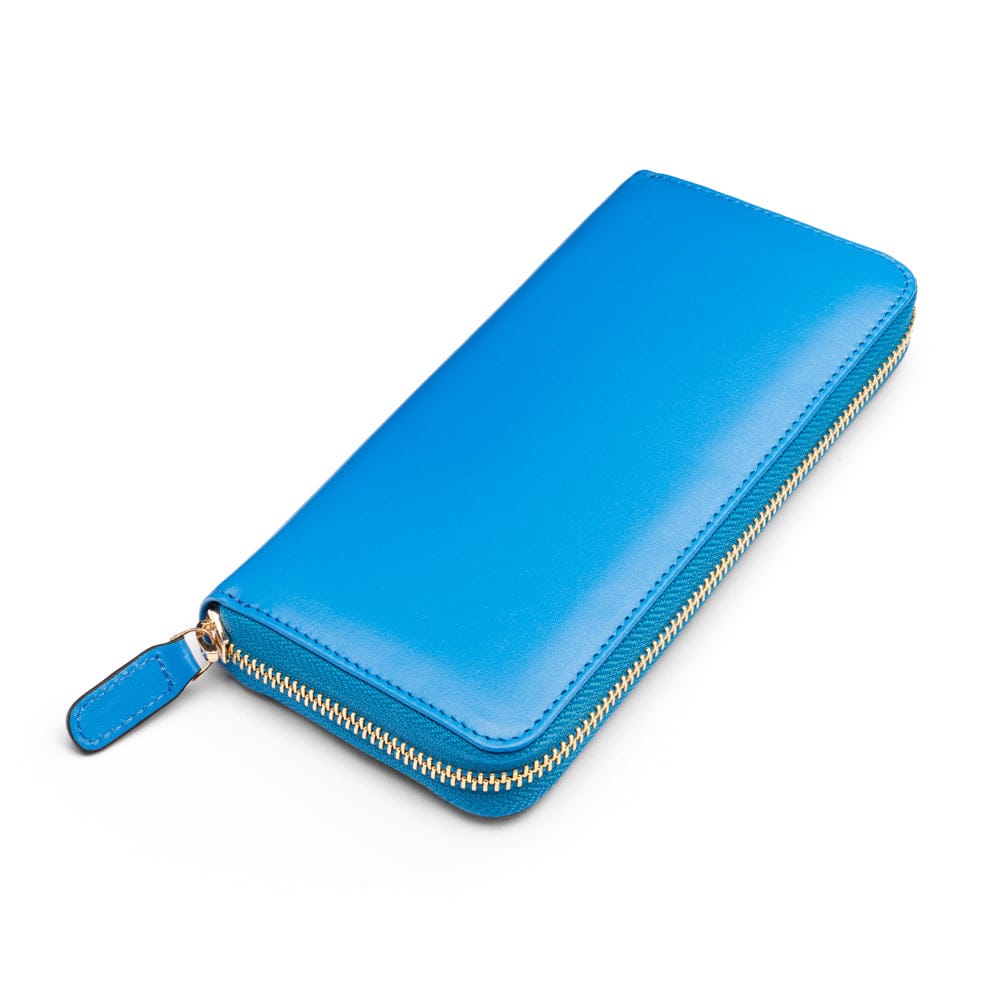 Tall leather zip around accordion purse,  blue, front