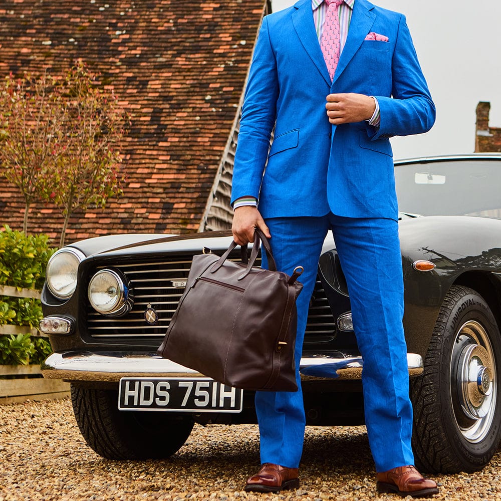 Leather holdall, brown, lifestyle view