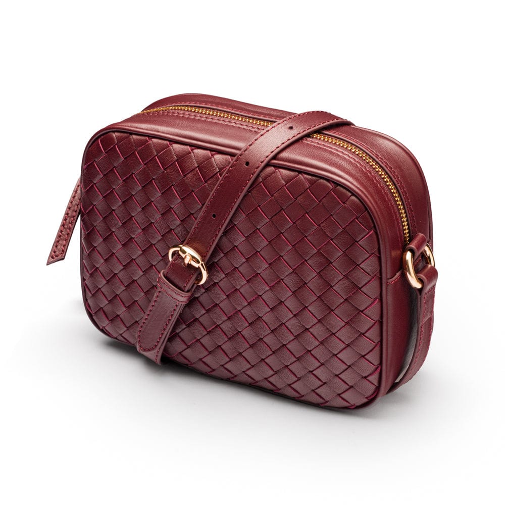 Ivy woven camera bag, burgundy, front