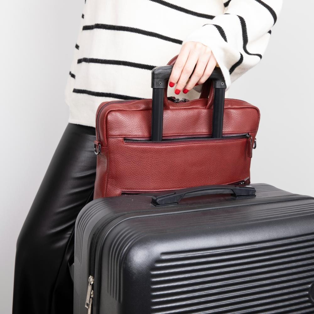 17" slim leather laptop bag, burgundy, lifestyle