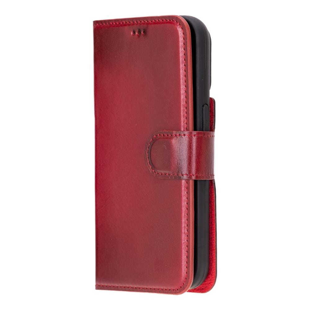 iPhone 15 Pro Max case in leather with RFID, burnished red, side