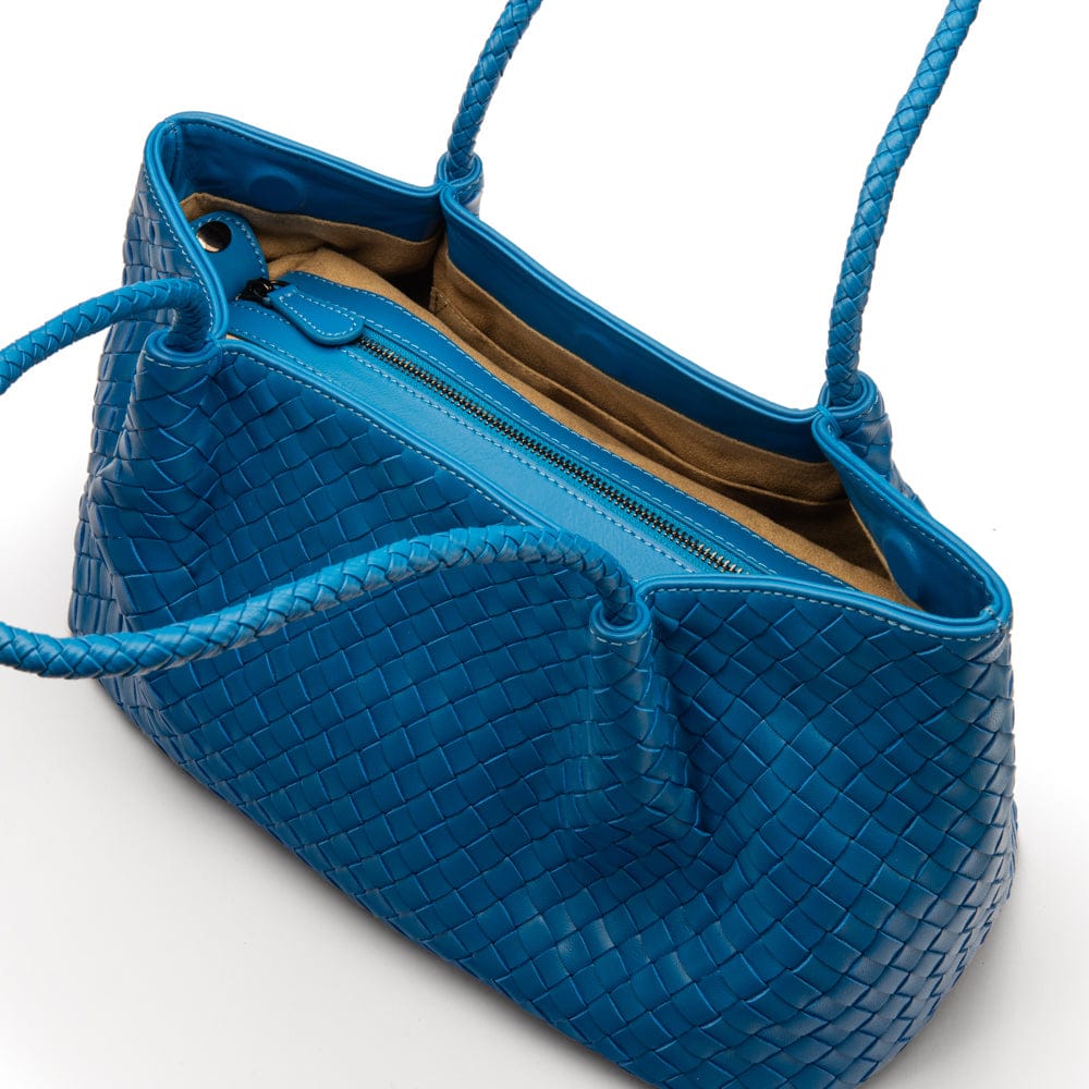 Midi woven leather bag, cobalt, inside