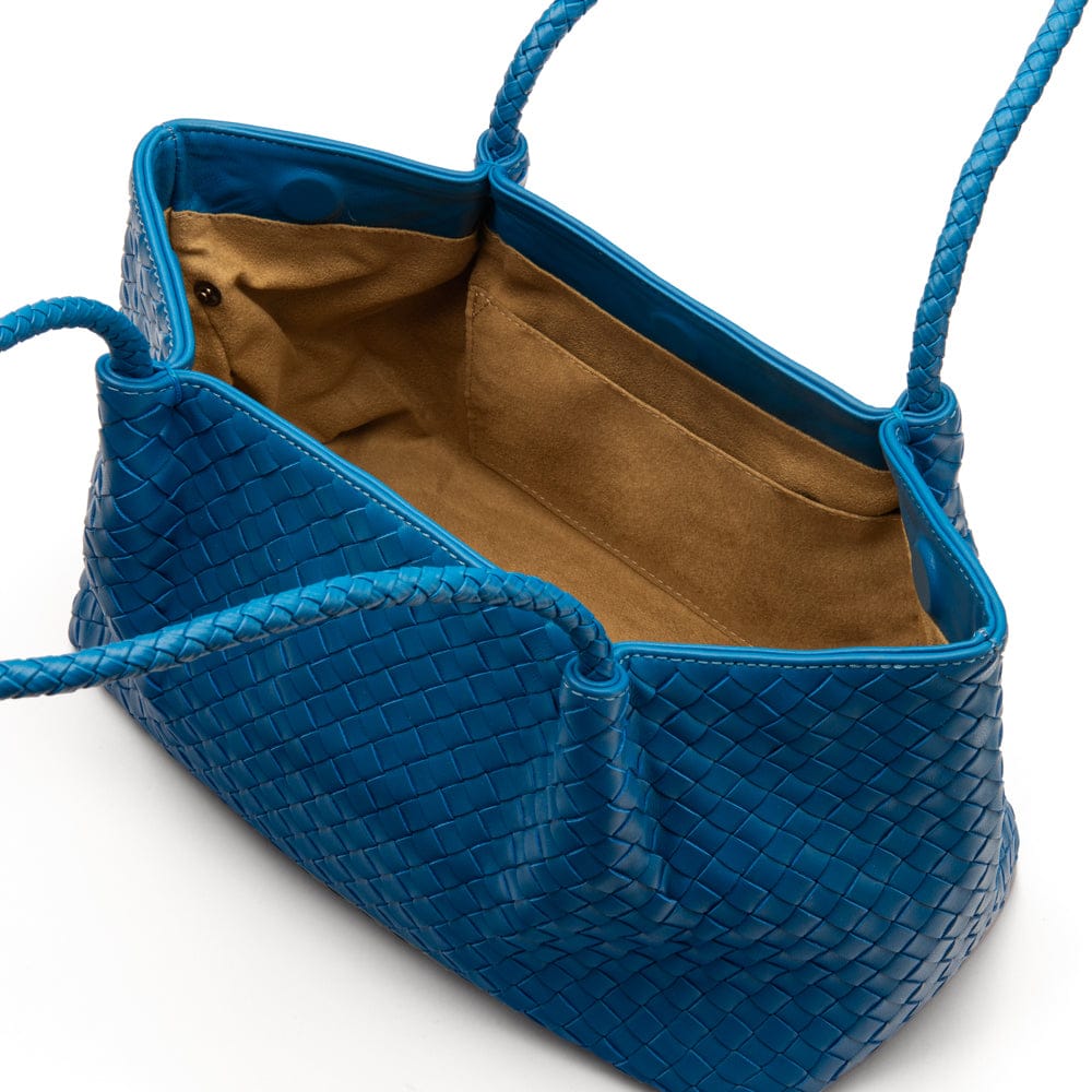 Midi woven leather bag, cobalt, open