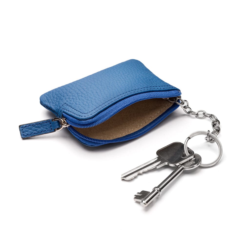 Small leather coin purse with key chain, cobalt, inside