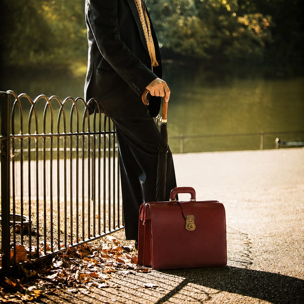 Gladstone doctor's briefcase, dark tan, lifestyle