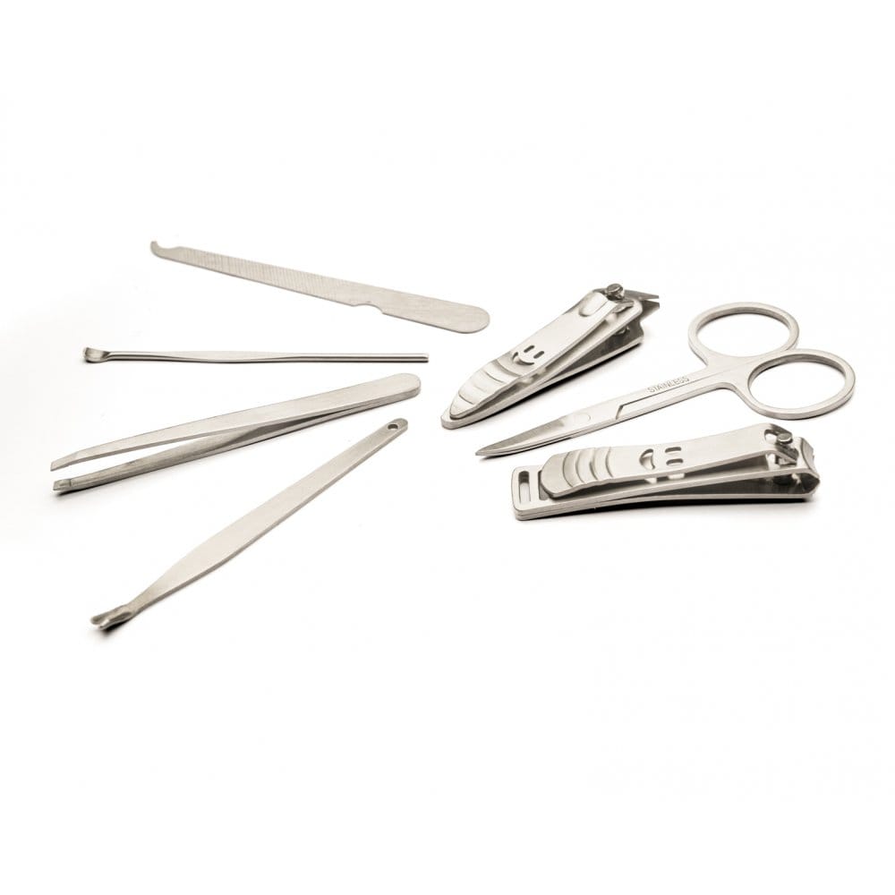 Leather zip around 7 piece manicure set, instruments