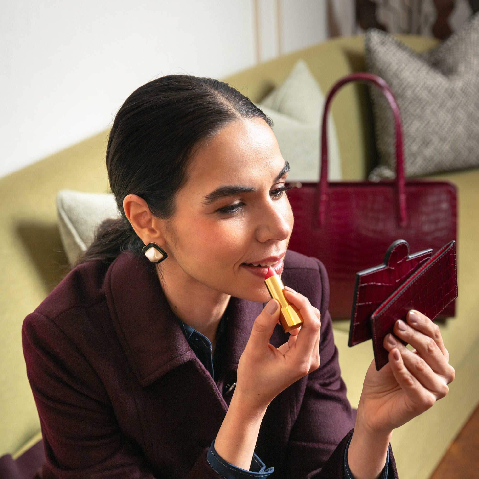 Compact leather mirror, pink croc, lifestyle