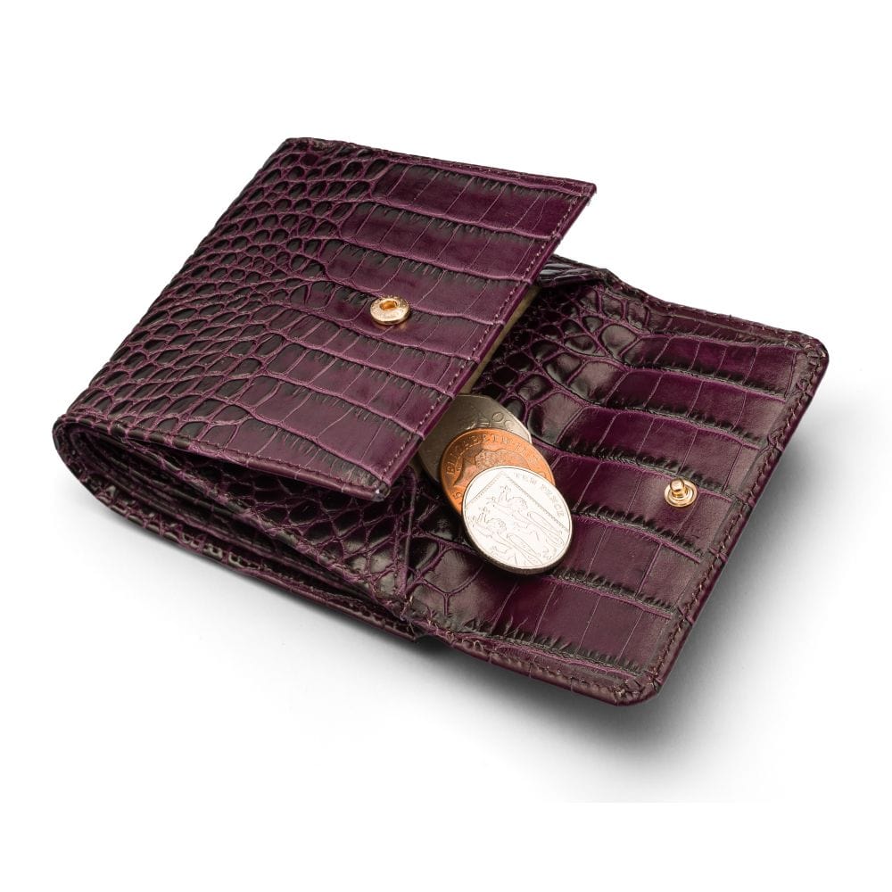 Leather purse with equestrain clasp, purple croc, coin purse