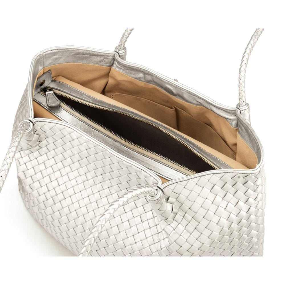 Woven leather slouchy bag, silver, inside