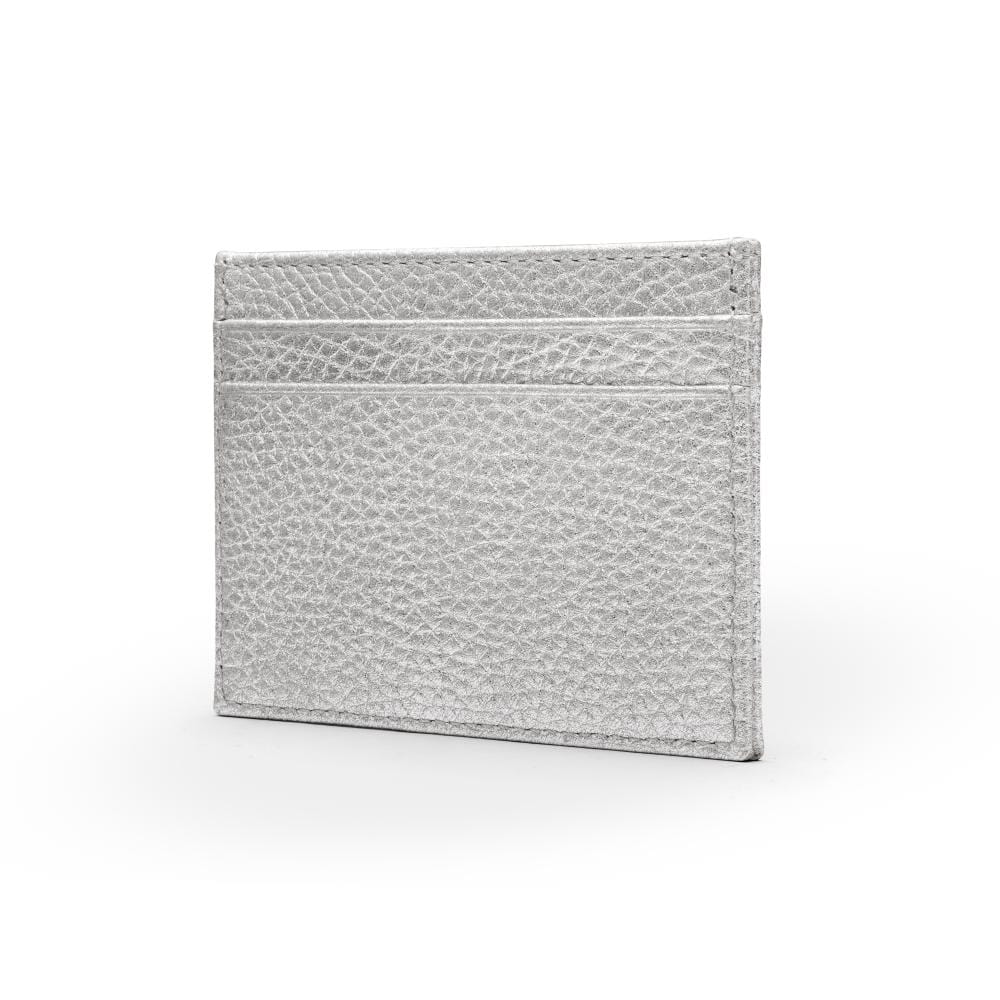 Flat leather credit card wallet 4 CC, silver pebble grain, side