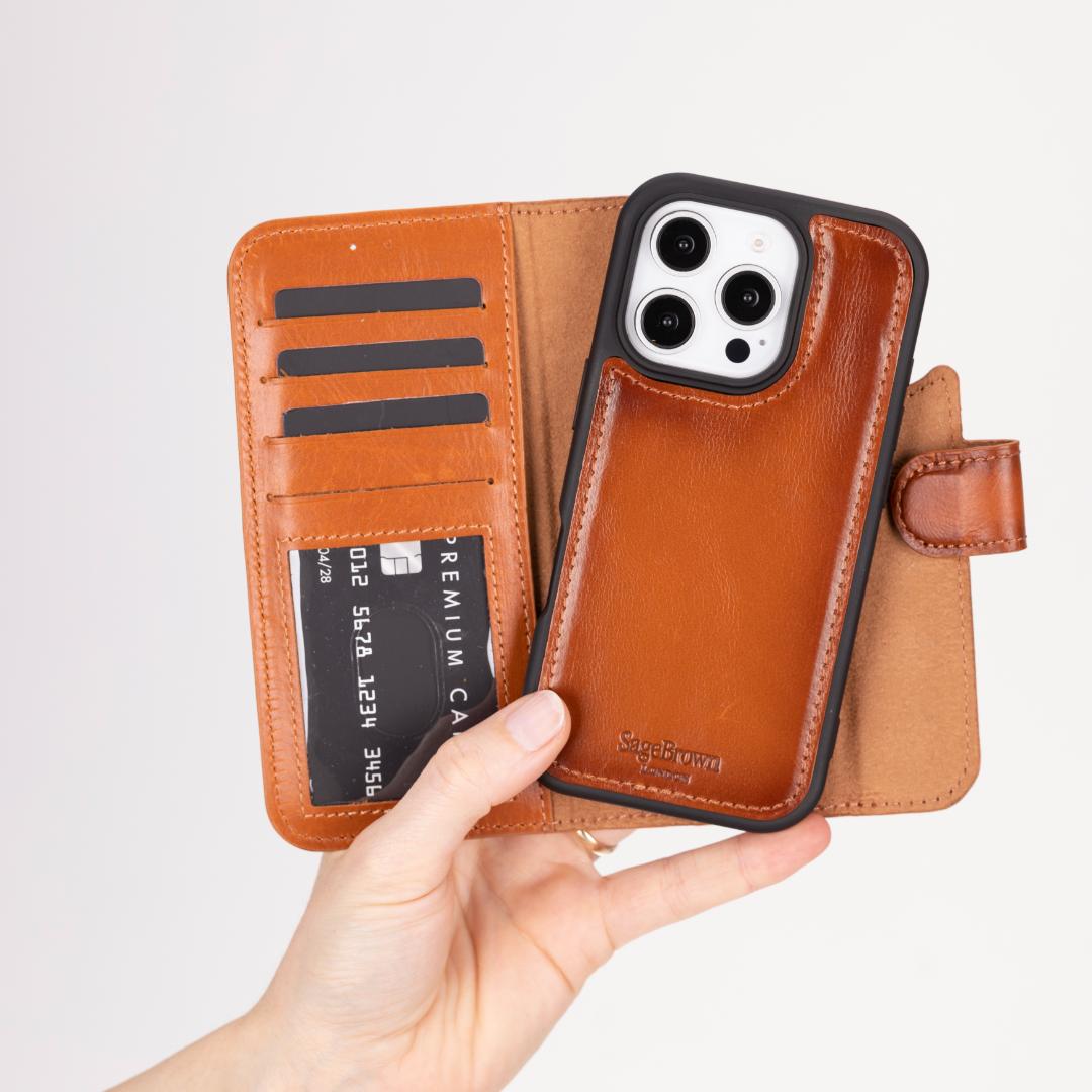 iPhone 16 Pro Max case in leather with RFID, tan, lifestyle