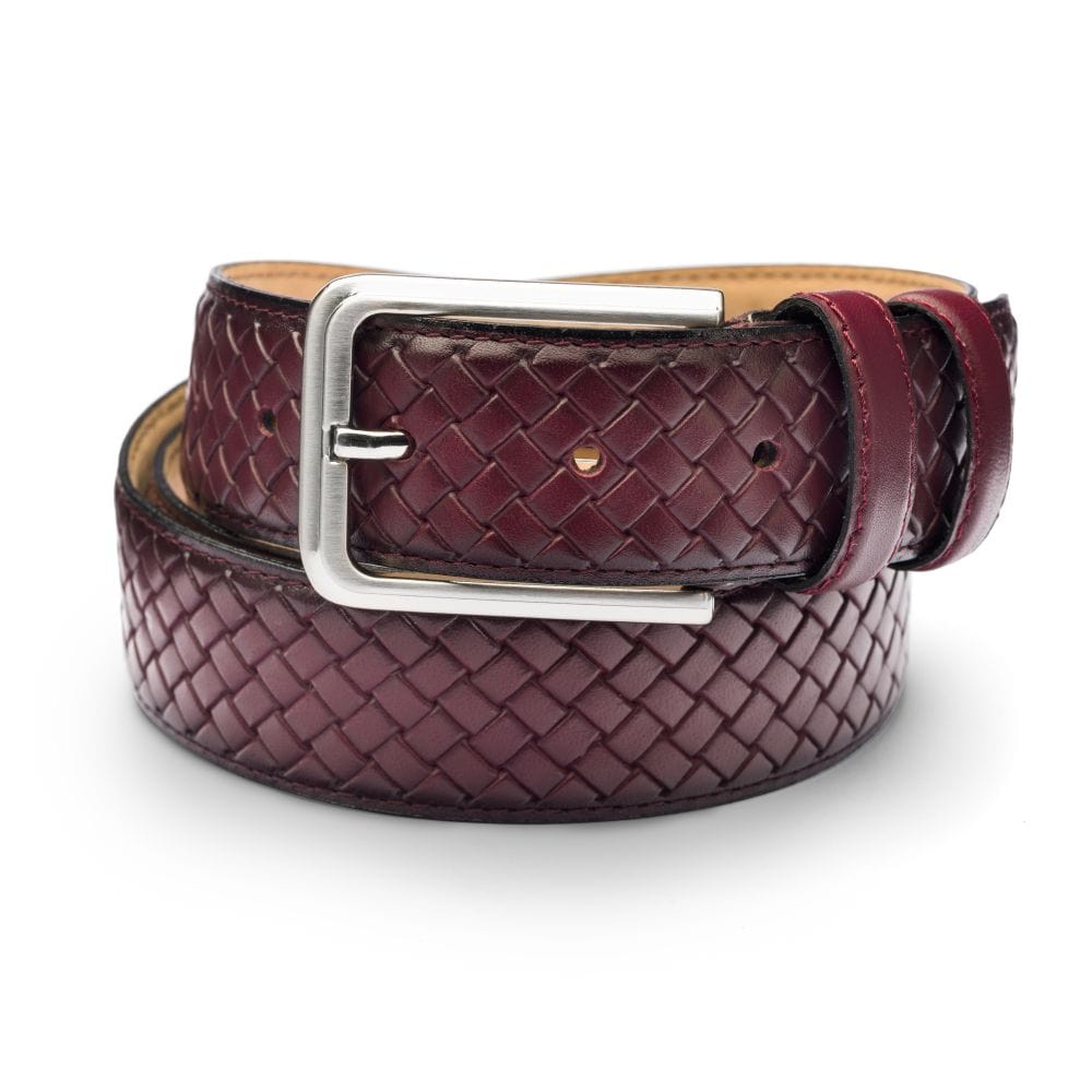 Woven leather belt for men, burnished burgundy, buckle
