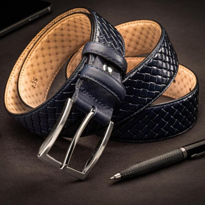 Woven leather belt for men, navy, lifestyle