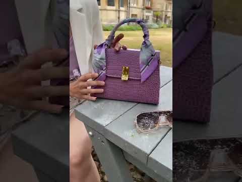 Matching purse and handbag, lilac croc