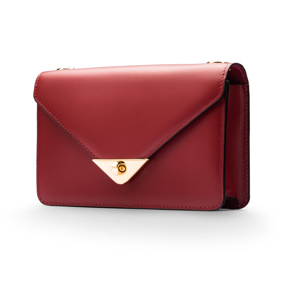 Small leather envelope chain bag, burgundy, front view