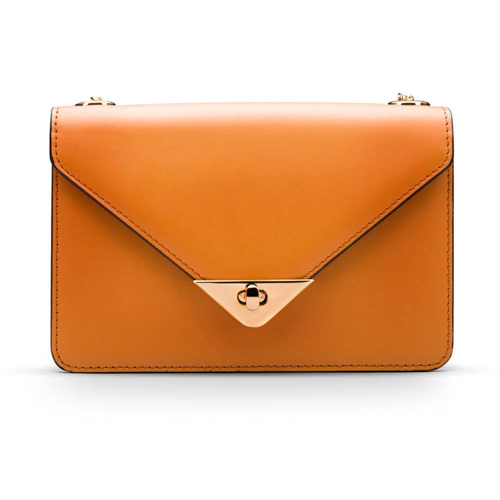 Small leather envelope chain bag, camel, front