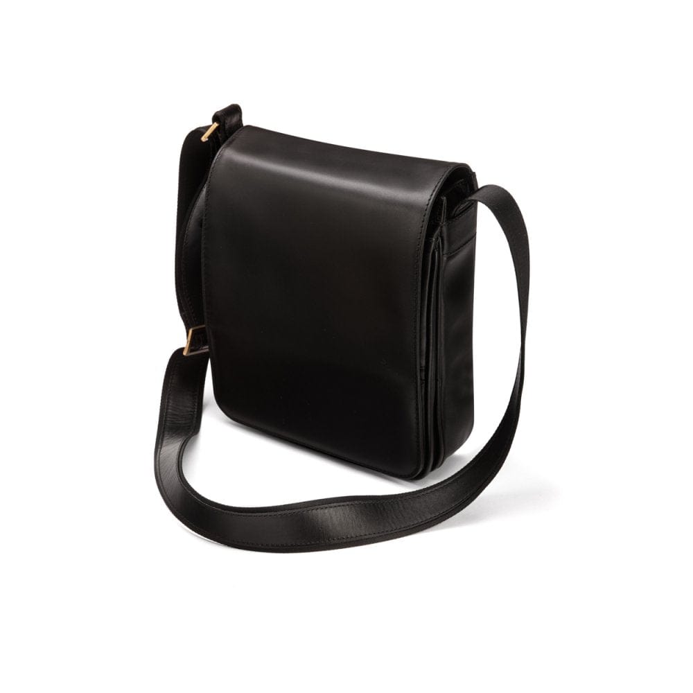 Leather A4 messenger bag, black, side
